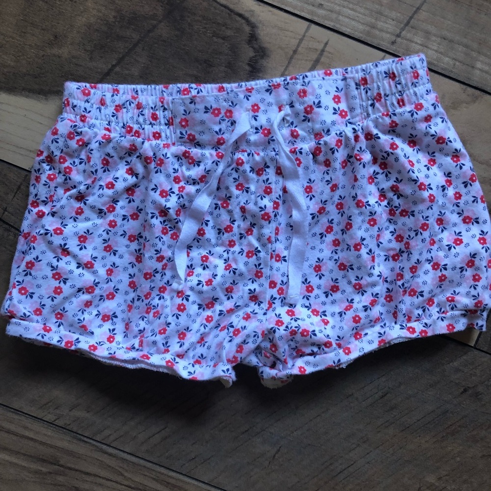 BabyGap size 5 floral bubble shorts